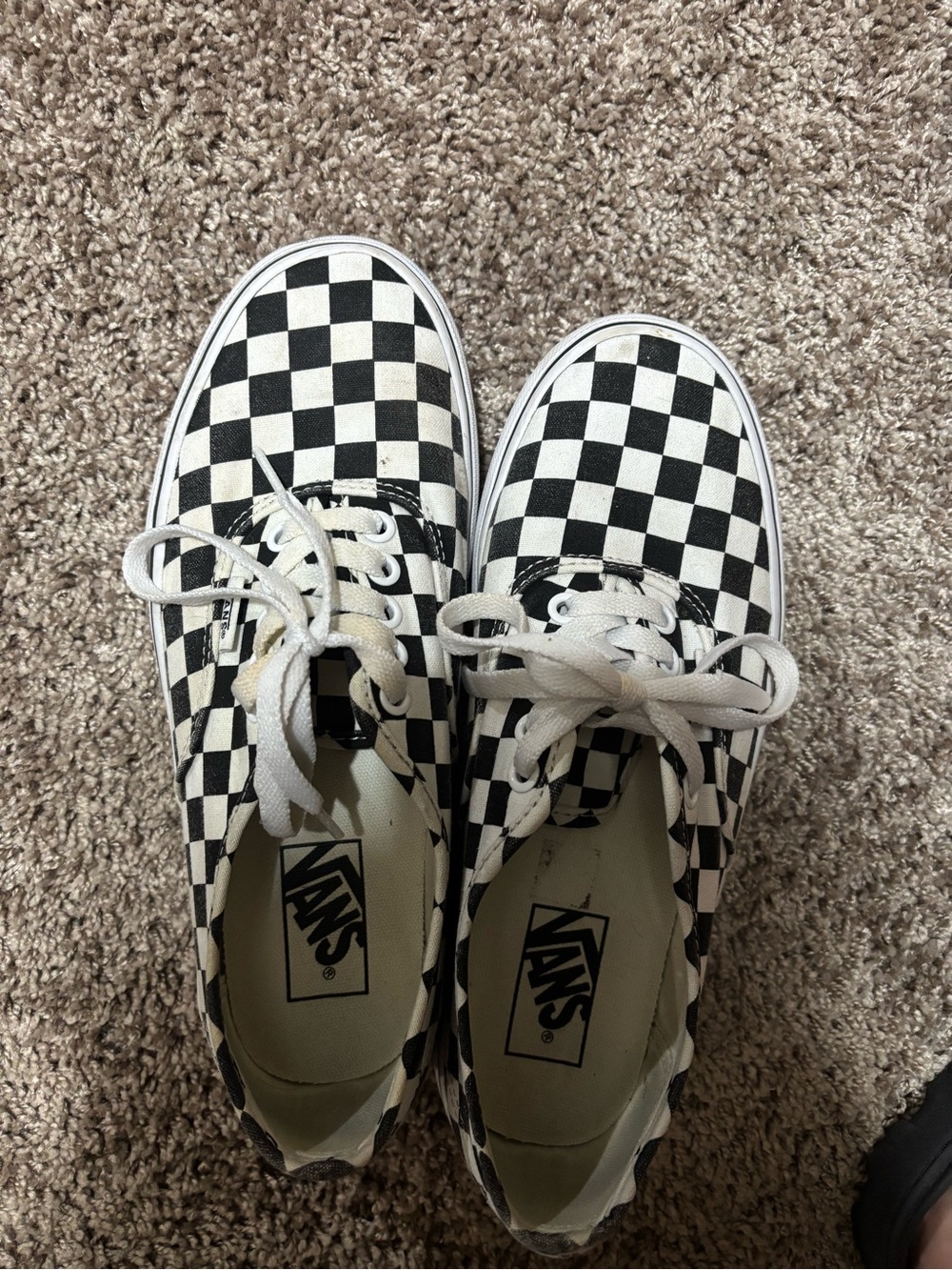 Platform vans - Picture 3 of 4